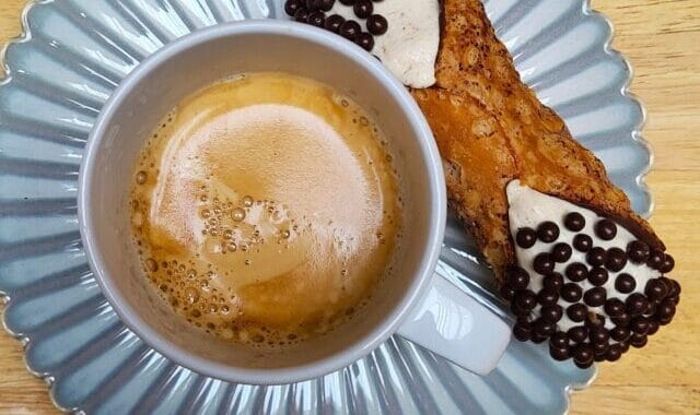 Cannoli, met koffie