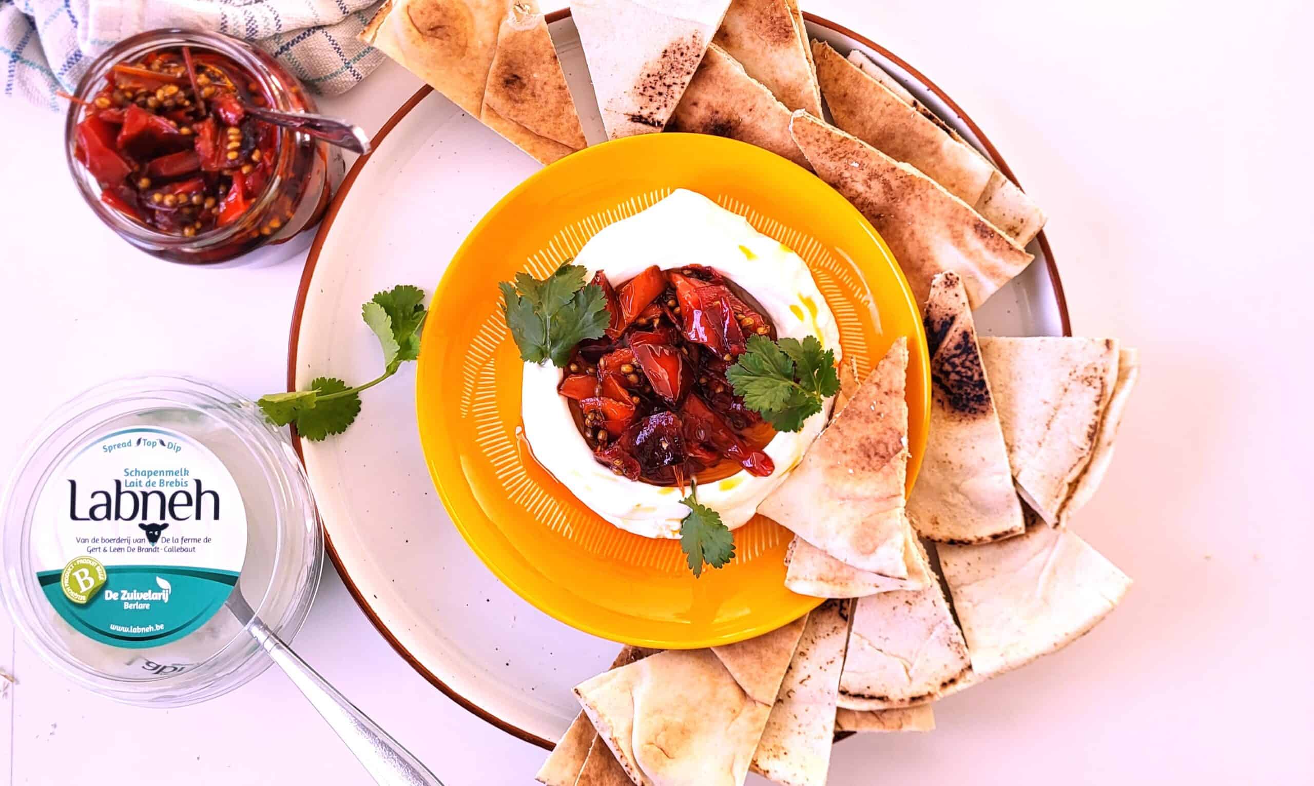 gekonfijte paprika met labneh